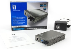 LevelOne: FVT-4002 Multi-Mode Fiber Converter